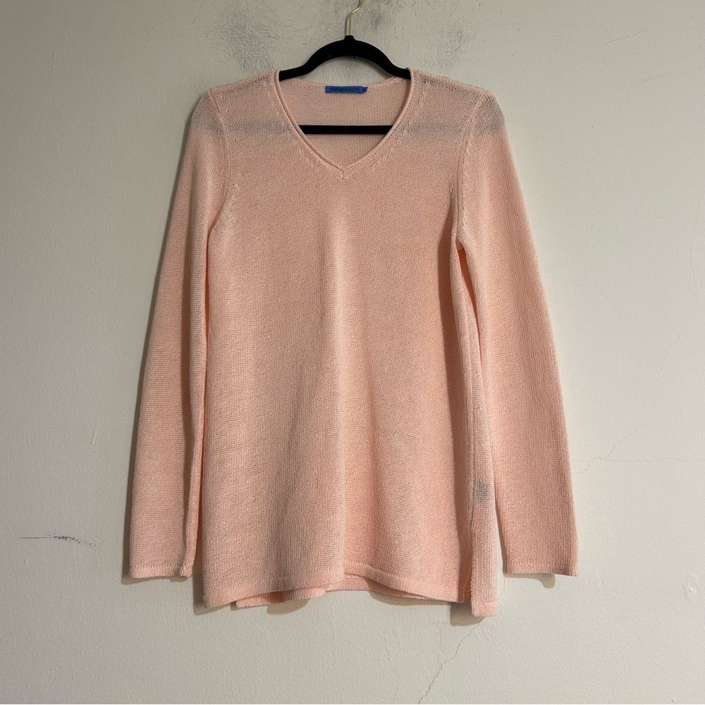 J. McLaughlin Light Knit Beach V-Neck Sweater Medium Light Pink Coastal